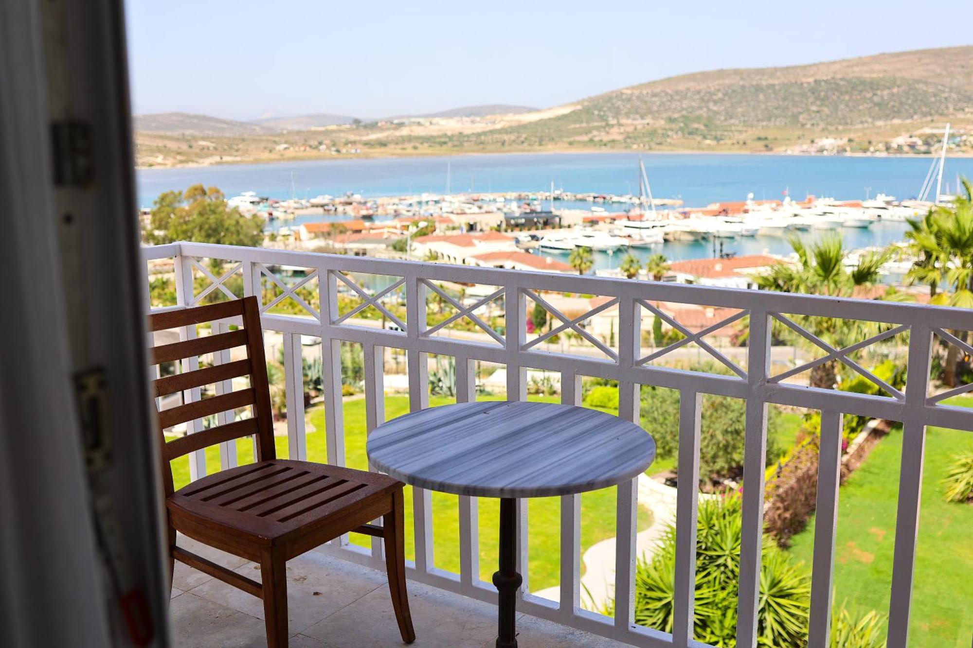 Marin Alacati Hotel Exterior foto
